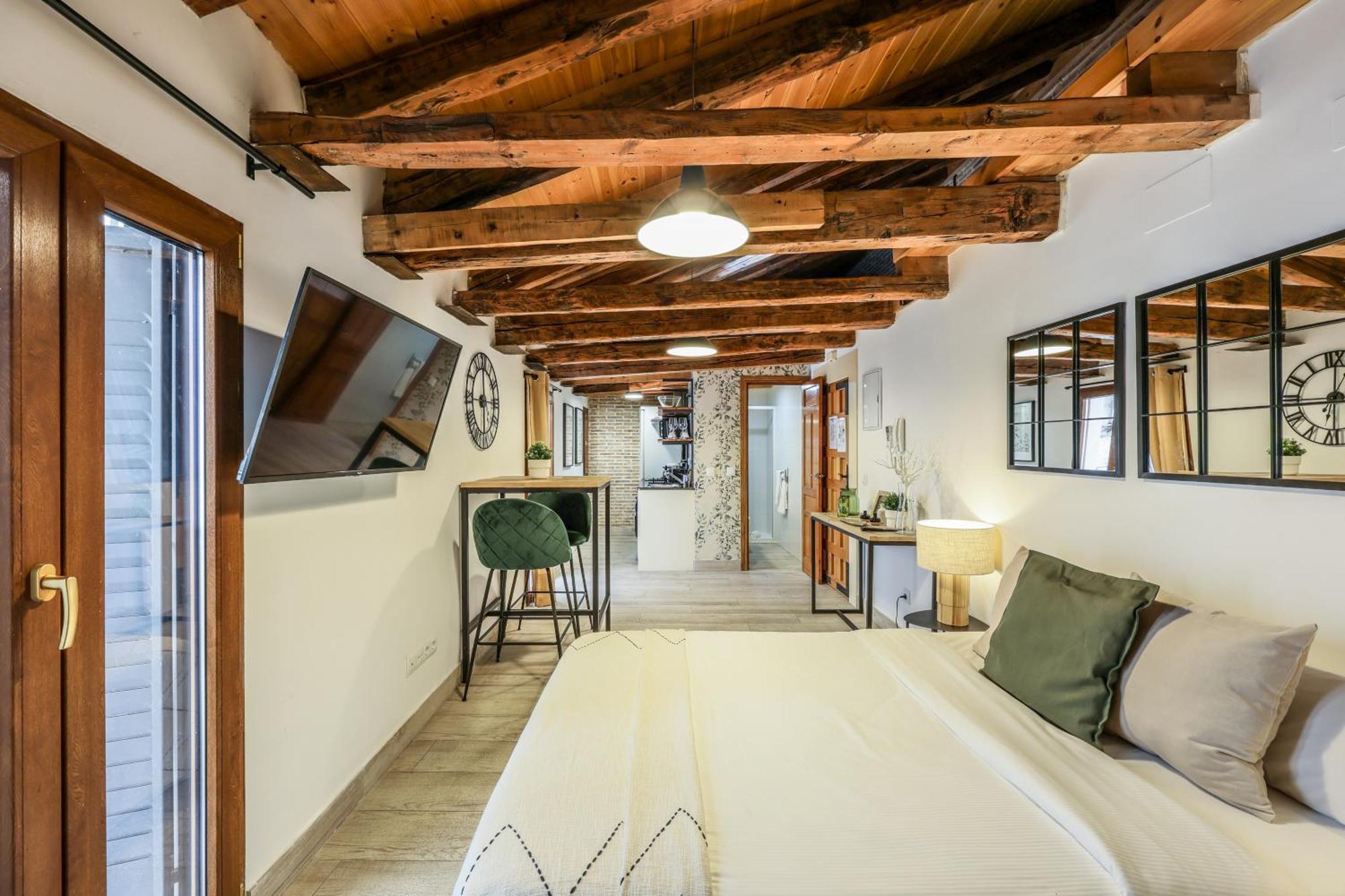 AmazINN Places Noviciado 11 Madrid Exterior foto
