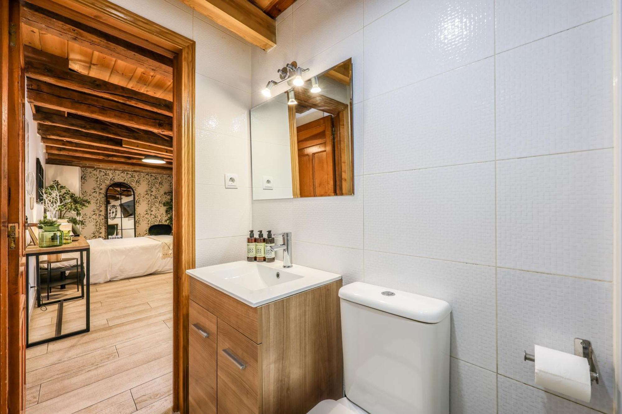 AmazINN Places Noviciado 11 Madrid Exterior foto